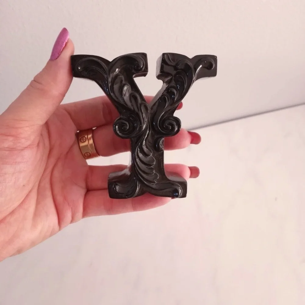 ✨NEW LETTER Y DECOR INITIAL Y DECOR ORNATE STUNNING Y✨